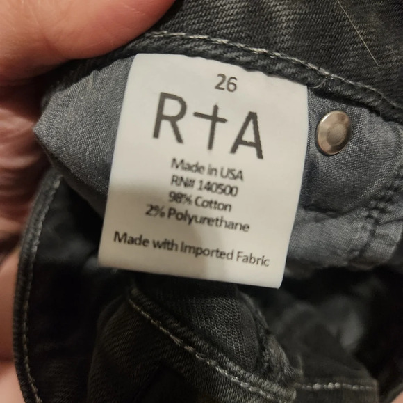 Rta Jeans Size 26 Women's Black Distressed Straight Leg Jeans - Picture 16 of 16